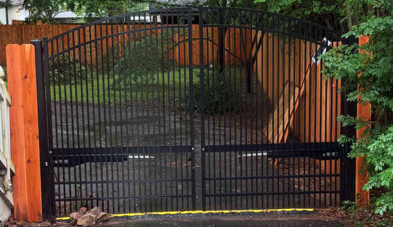 Automatic Gate Installation in Central Kentucky - Roark Fencing Photo of an automatic gate installation by Roark Fencing